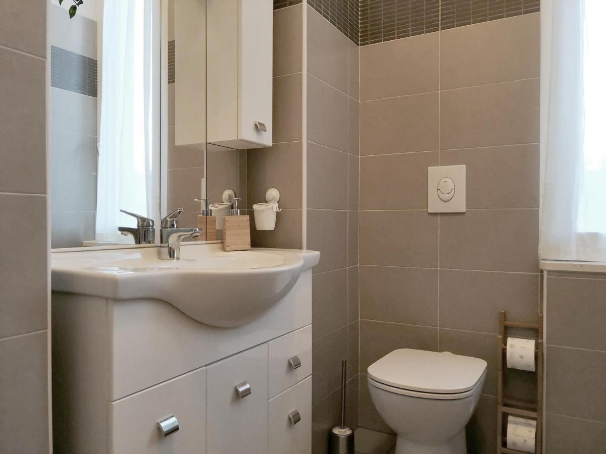 קומו Appartamento Aida - Near The Center With Private Parking E Ac מראה חיצוני תמונה