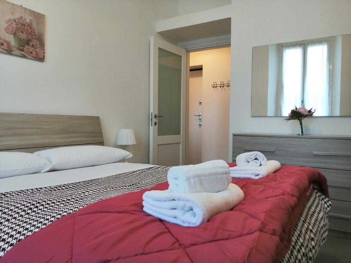קומו Appartamento Aida - Near The Center With Private Parking E Ac מראה חיצוני תמונה